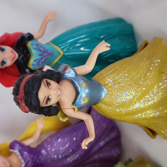 Magic Clip Disney Princess Dolls Polly Pocket Lot (9) used condition 4" See - Picture 4 of 14